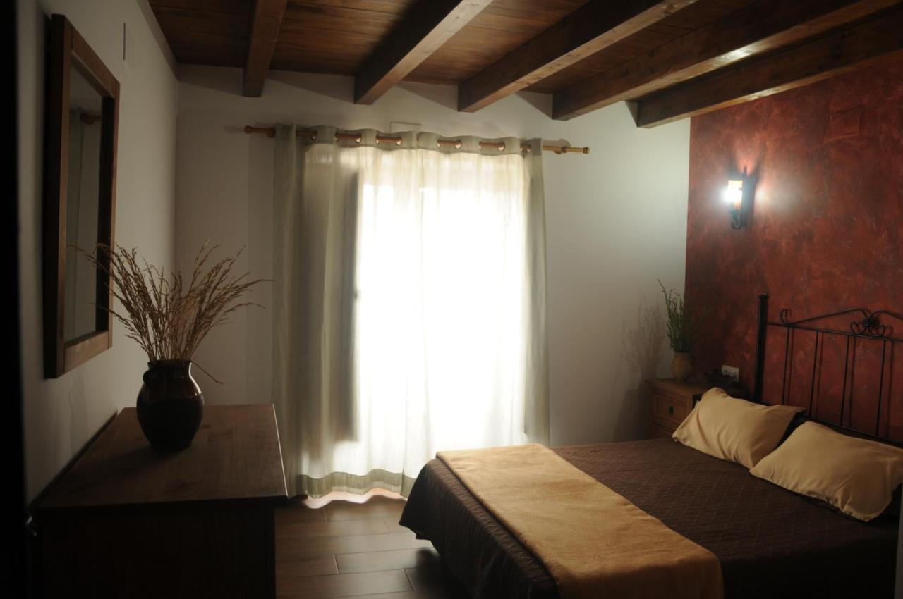 El Vasallo Tragacete Exterior foto